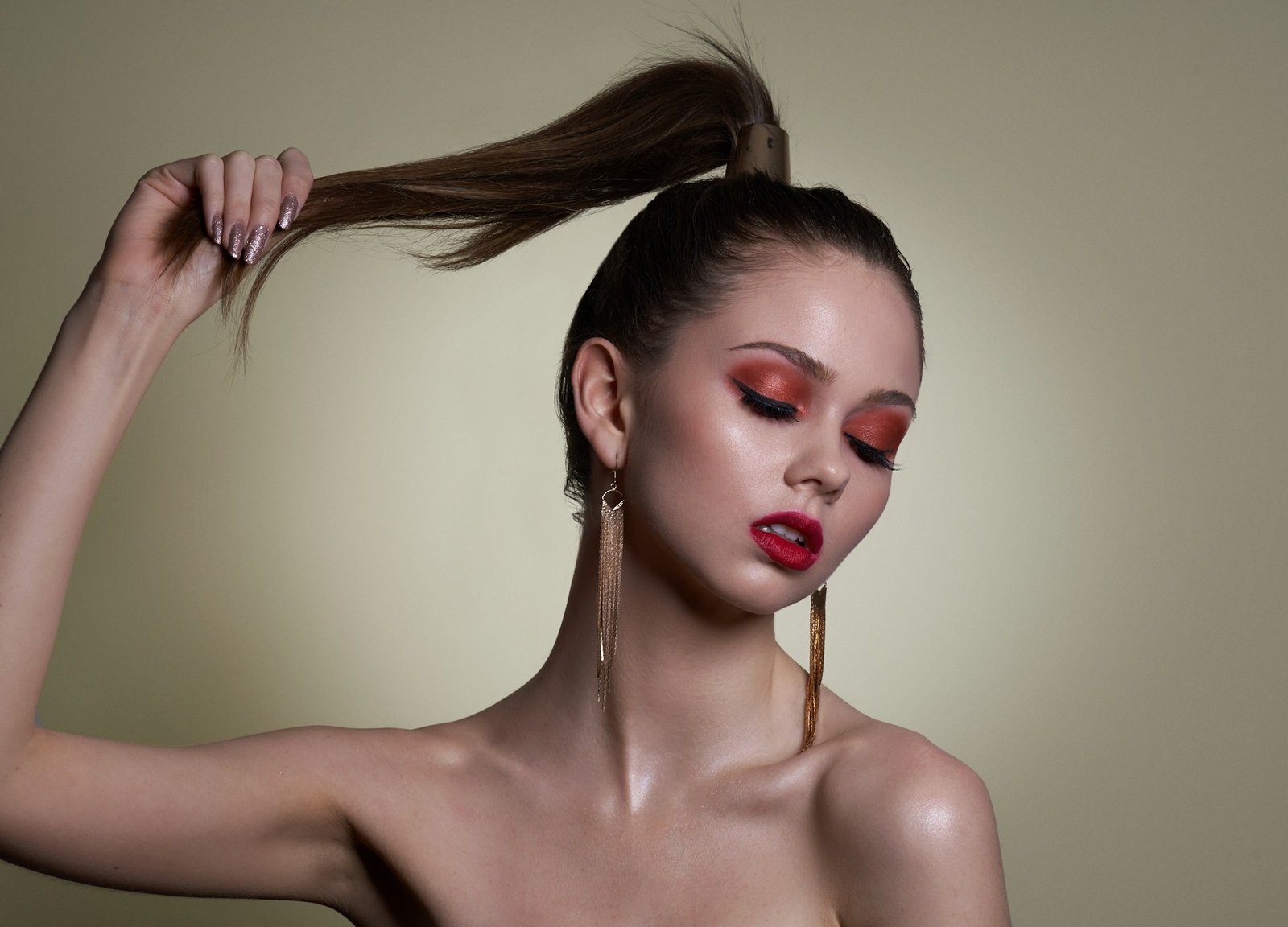 A Arte da Sedução: Penteados Que Exalam Elegância e Poder